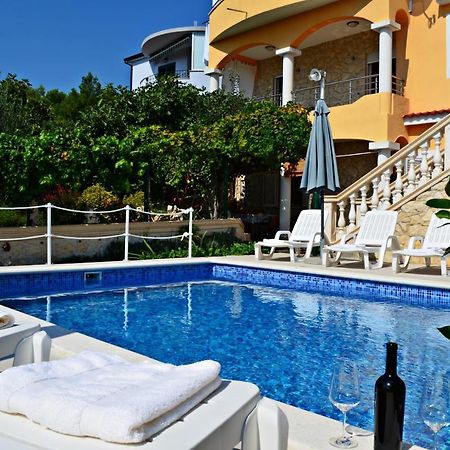 Apartments Villa Ra Zaboric Εξωτερικό φωτογραφία