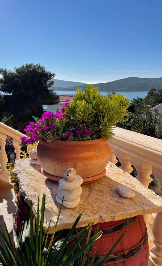 Apartments Villa Ra Zaboric Εξωτερικό φωτογραφία