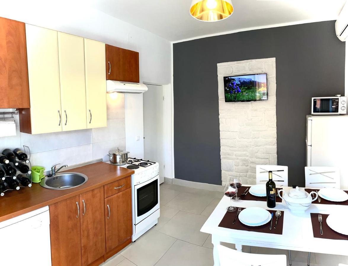 Apartments Villa Ra Zaboric Εξωτερικό φωτογραφία
