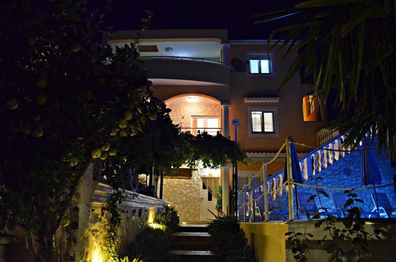 Apartments Villa Ra Zaboric Εξωτερικό φωτογραφία