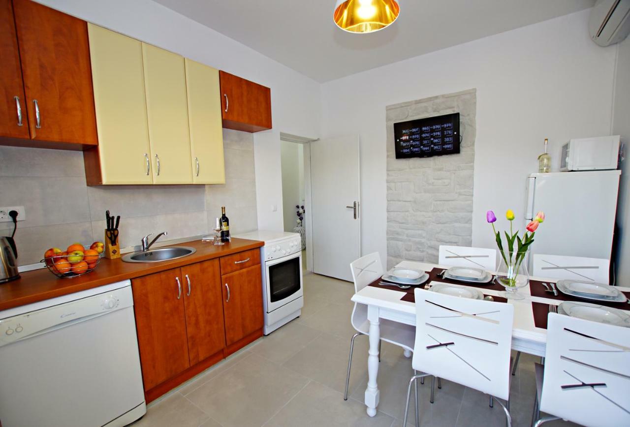Apartments Villa Ra Zaboric Εξωτερικό φωτογραφία
